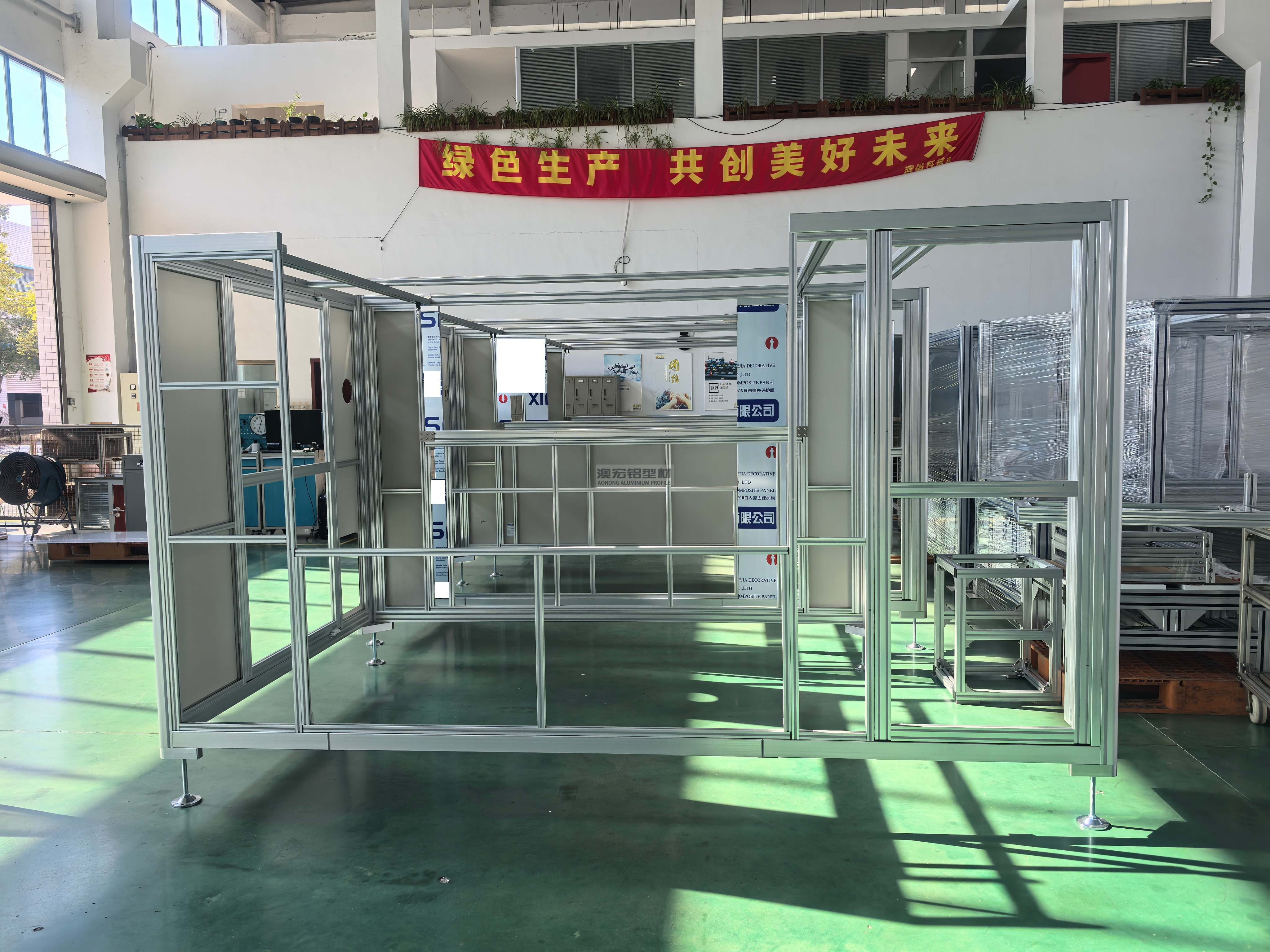 自動化設(shè)備機(jī)架：支撐產(chǎn)線高效運(yùn)行的集成化解決方案